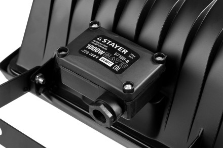 Прожектор STAYER &quot;MASTER&quot; MAXLight галогенный, с дугой крепления под установку, черный, 1000Вт 57105-B купить в Надыме