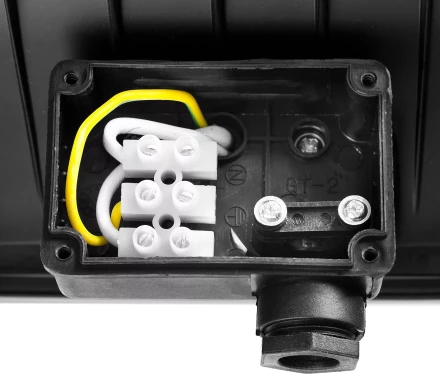 Прожектор STAYER "MASTER" MAXLight галогенный, с дугой крепления под установку, черный, 1000Вт 57105-B купить в Надыме