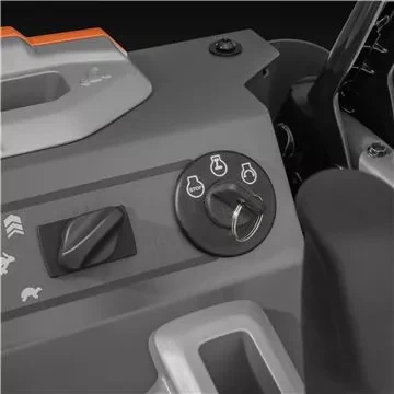 Гусеничный бензиновый снегоуборщик Husqvarna ST 424T купить в Надыме