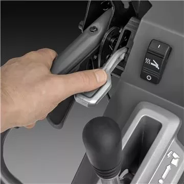 Гусеничный бензиновый снегоуборщик Husqvarna ST 424T купить в Надыме