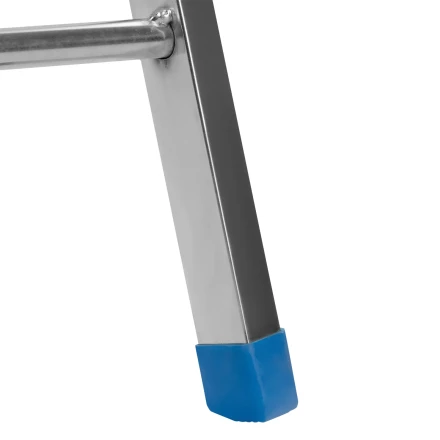 Стремянка Сибртех 97837, 5 ступеней, стальная, оцинкованная купить в Надыме