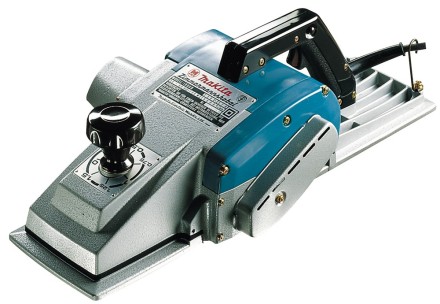 Электрорубанок Makita 1806B купить в Надыме