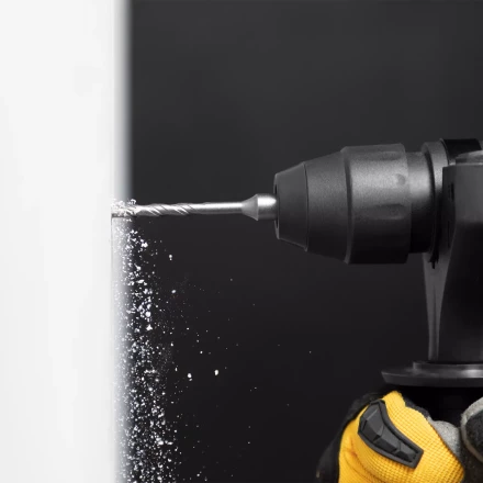 Бур по бетону Denzel, 5 x 110 мм, двойная спираль, три пылеотводящие кромки, 705003 купить в Надыме