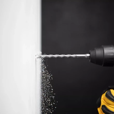 Бур по бетону Denzel, 7 x 160 мм, двойная спираль, три пылеотводящие кромки, 705009 купить в Надыме