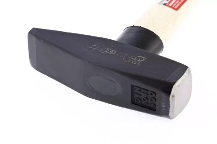 Молоток слесарный 800 г квадратный боек деревянная рукоятка MTX 102359 купить в Надыме