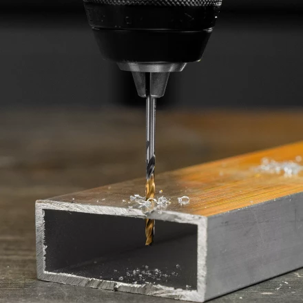 Сверло спиральное по металлу Denzel 3 x 61мм, Р6М5, Golden Tip, многогранная заточка, 2шт., 718268 купить в Надыме