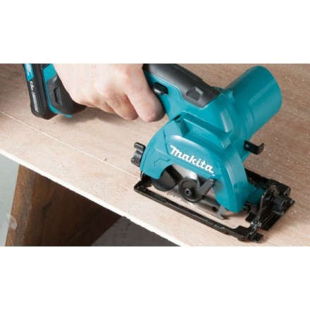 Пила дисковая аккумуляторная Makita HS301DWAE купить в Надыме