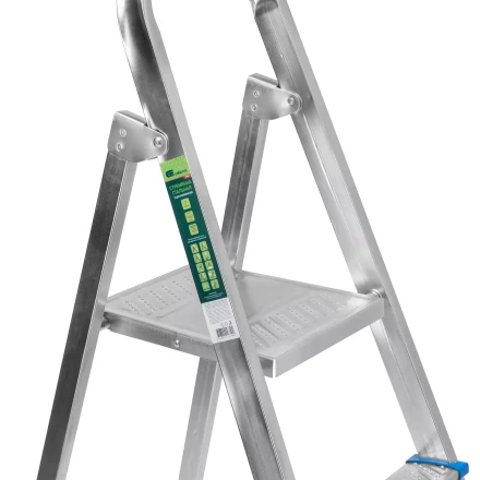 Стремянка, 8 ступеней Сибртех 97840, стальная, оцинкованная купить в Надыме