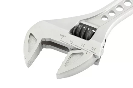 Ключ разводной 250 мм CrV двухкомпонентная ручка GROSS 15562 купить в Надыме