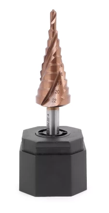 Ступенчатое сверло MESSER HSS CO  4-22х10 с кобальтовым покрытием и тремя спиральными канавками. купить в Надыме