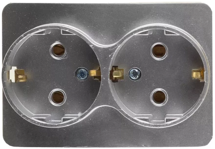 Розетка СВЕТОЗАР "ГАММА" с заземлением, двойная, без вставки и рамки, цвет светло-серый металлик, 16А/~250В SV-54107-SM купить в Надыме
