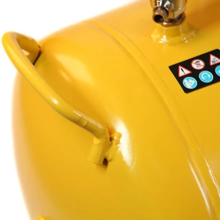 Компрессор воздушный, ременный привод BCI5500-T/270, 5.5 кВт, 270 литров, 850 л/мин Denzel 58129 купить в Надыме