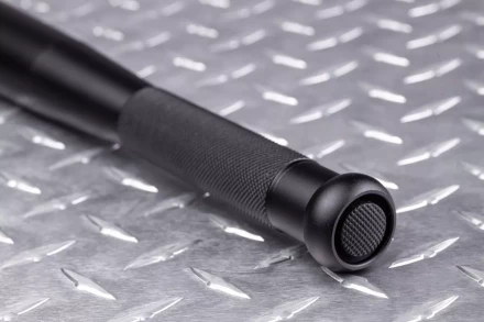 Фонарь-бита TESLA LB-40 33х400 мм купить в Надыме