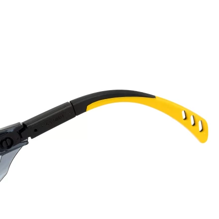 Очки защитные открытые Denzel 89203, поликарбонатные, увеличенная дымчатая линза, регулируемые дужки купить в Надыме