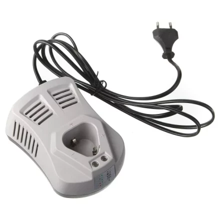 Зарядное устройство ЗУБР 12V 2A V000-006-063 купить в Надыме