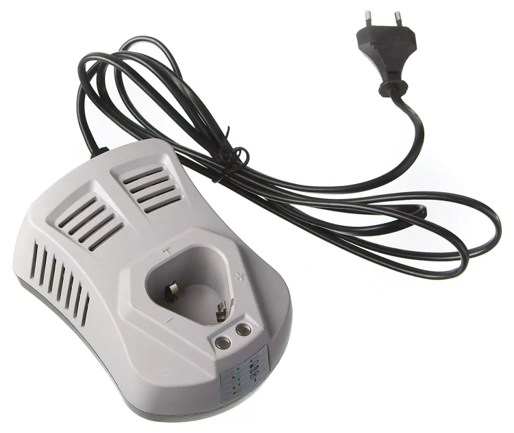 Зарядное устройство ЗУБР 12V 2A V000-006-063 купить в Надыме