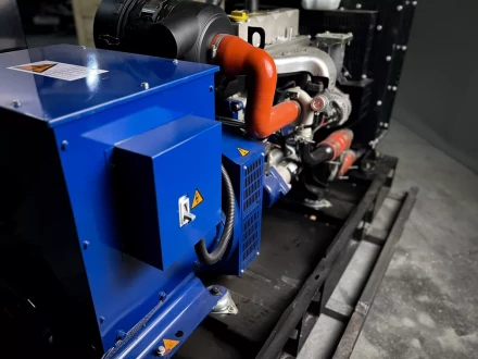 Дизельный генератор Vektor AD-120Y-T400 купить в Надыме