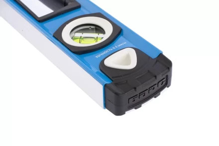 Уровень алюминиевый двуручный 800 мм профиль 1.6 мм фрезерованный ударопрочные заглушки 3 глазка БАРС 34352 купить в Надыме