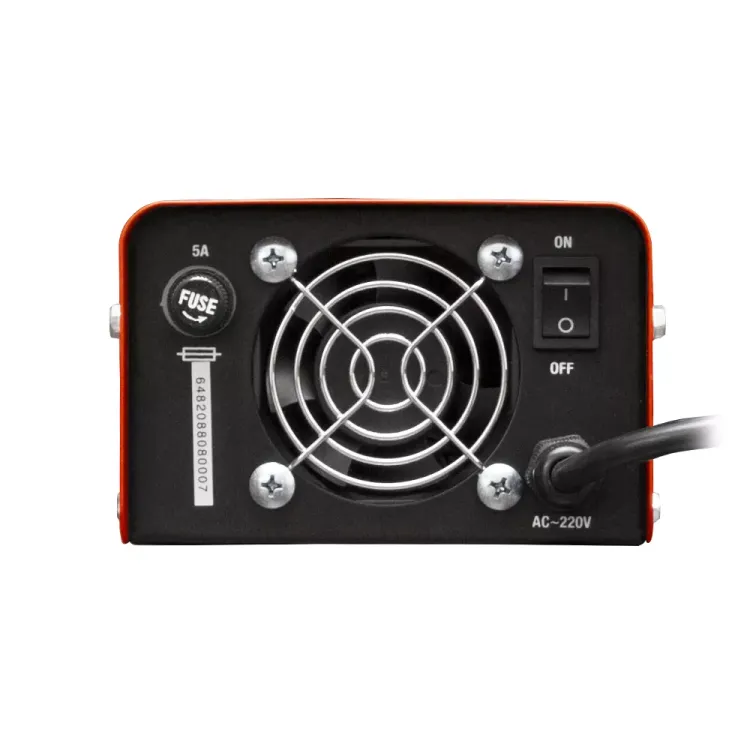 Зарядное устройство KVAZARRUS PowerBox 12/20R FoxWeld купить в Надыме