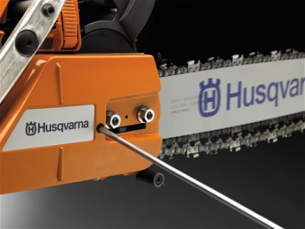 Бензопила Husqvarna 555 AutoTune купить в Надыме