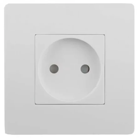 Розетка СВЕТОЗАР с защитой от детей SV-55241 купить в Надыме