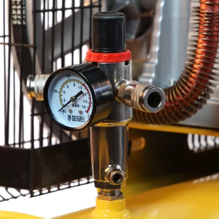 Компрессор воздушный, ременный привод BCI4000-T/100, 4.0 кВт, 100 литров, 690 л/мин Denzel 58123 купить в Надыме