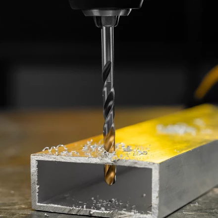 Сверло спиральное по металлу Denzel 5,5 x 93мм, Р6М5, Golden Tip, многогранная заточка, 718277 купить в Надыме