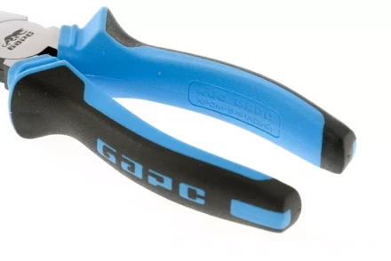 Плоскогубцы комбинированные 160 мм хром-ванадий двухкомпонентные рукоятки БАРС 16996 купить в Надыме