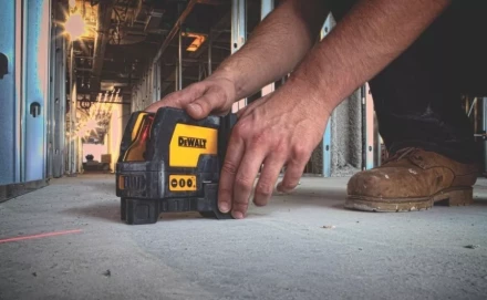 Нивелир лазерный DeWalt DW 0822 купить в Надыме