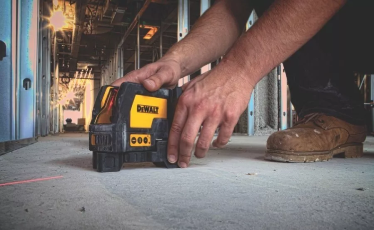 Нивелир лазерный DeWalt DW 0822 купить в Надыме