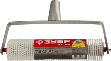 Валик игольчатый ЗУБР "МАСТЕР" для наливных полов на металлической рамке, под удлинитель, пластмассовые иглы 13мм, 72х300мм 03952-30 купить в Надыме